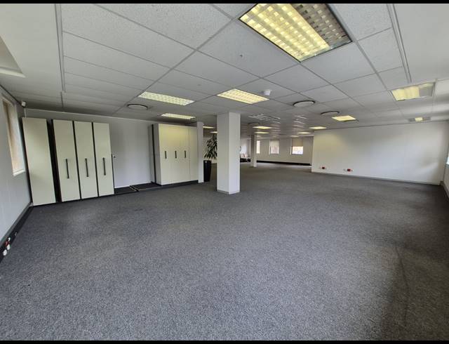 333M² OFFICE TO LET IN SANDTON CENTRAL